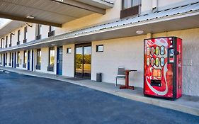 Motel 6 Jeffersonville, In